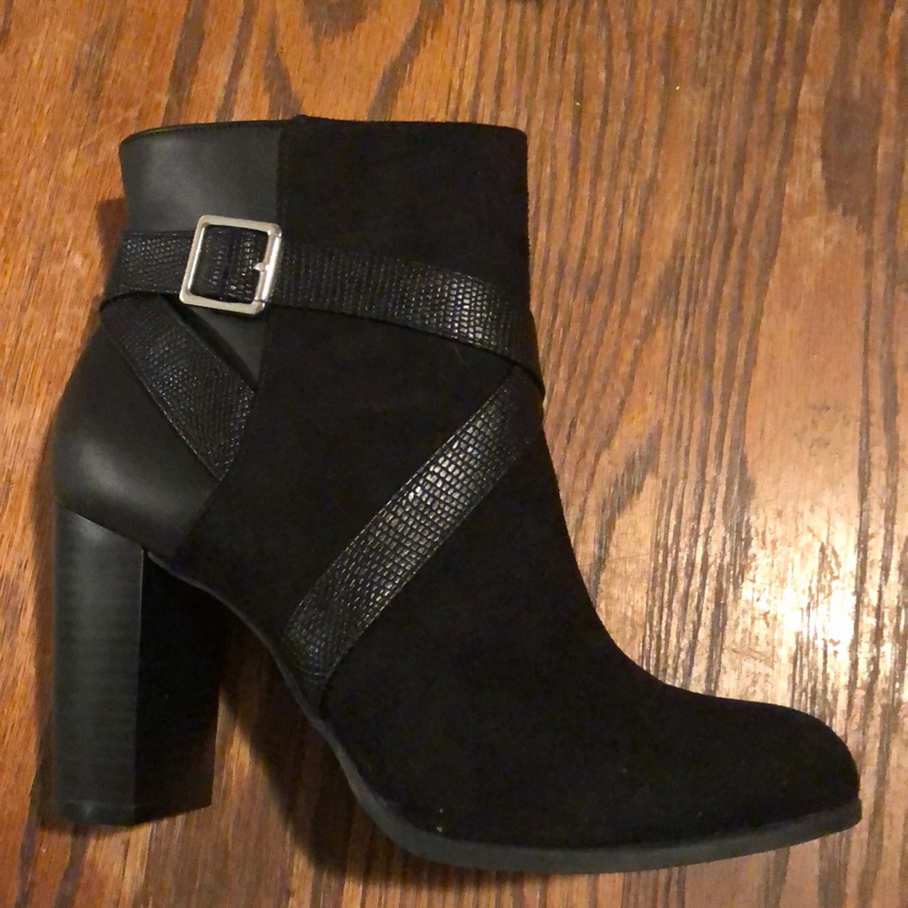 COPY - Black booties